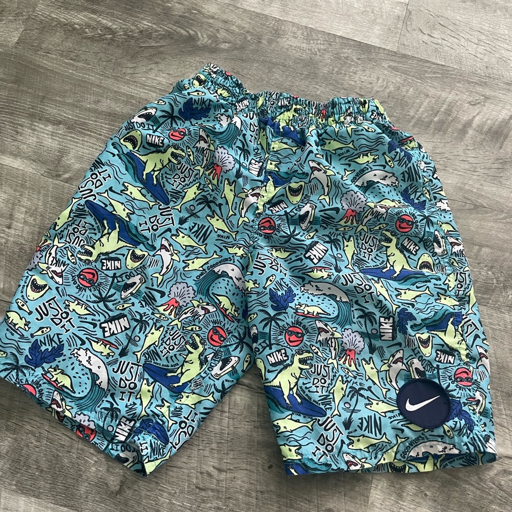 Boys Size M 10/12 Nike Swim Trunks